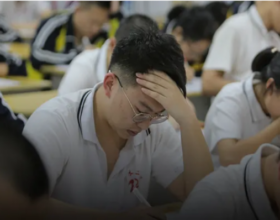 Китай провёл первый госэкзамен после повышения возрастного ценза: зачем была изменена возрастная планка