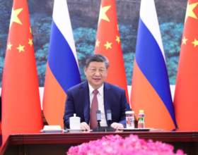 Си Цзиньпин призвал Китай и Россию развивать двусторонние отношения и поддерживать глобальную стратегическую стабильность