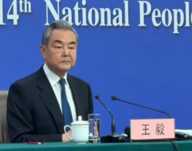 Ван И: дипломатия глав государств остается стратегическим якорем внешней политики Китая