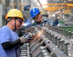 Промышленное производство Китая выросло на 5,3% в январе-августе